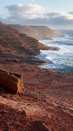 klippen - or the clash between land and sea - pot alley, western australia