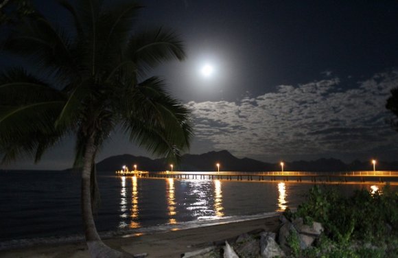 Super Moon Over Cardwell