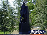 Australian War Memorial Soldier Statue . . . CLICK TO ENLARGE