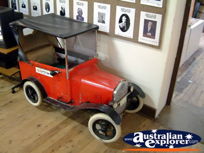 Corowa Museum Small Car Display . . . VIEW ALL COROWA MUSEUM PHOTOGRAPHS