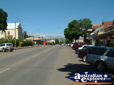 Gundagai Main St . . . VIEW ALL GUNDAGAI PHOTOGRAPHS