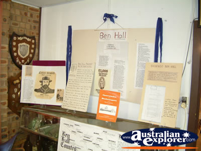 Historical Museum Ben Hall Display . . . CLICK TO VIEW ALL CANOWINDRA HISTORICAL MUSEUM POSTCARDS