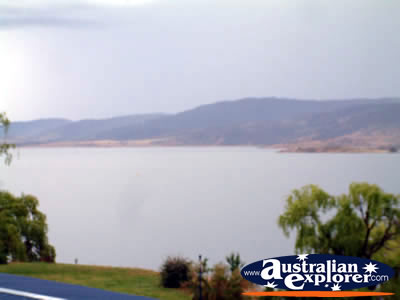 Jindabyne Lake . . . VIEW ALL JINDABYNE PHOTOGRAPHS