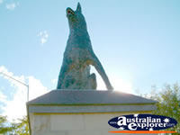 Statue of the Blue Heeler Muswellbrook . . . CLICK TO ENLARGE