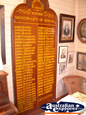 Bingara Museum Municipality Plaque . . . CLICK TO VIEW ALL BINGARA MUSEUM POSTCARDS