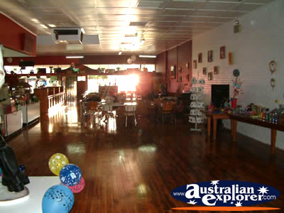 Shot of Coolamo Willos Rock n Roll Diner . . . VIEW ALL COOLAMON PHOTOGRAPHS