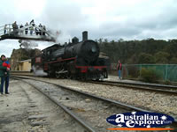Lithgow, Train on Zig Zag Railway . . . CLICK TO ENLARGE