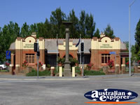 Queanbeyan Visitors Information Centre . . . CLICK TO ENLARGE