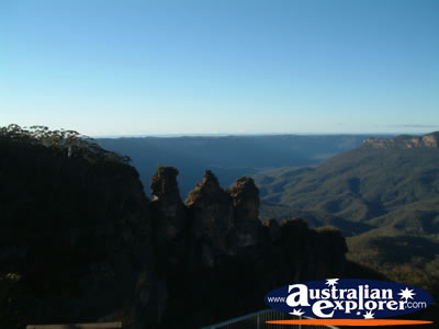 Katoomba, Three Sisters . . . CLICK TO VIEW ALL KATOOMBA POSTCARDS