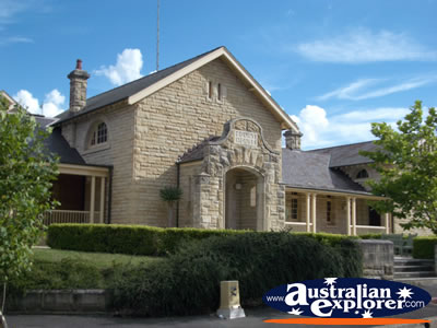 Katoomba . . . CLICK TO VIEW ALL BLUE MOUNTAINS POSTCARDS