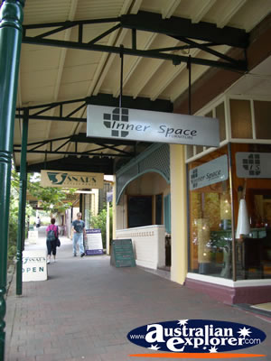 Leura Shops . . . CLICK TO VIEW ALL BLUE MOUNTAINS POSTCARDS