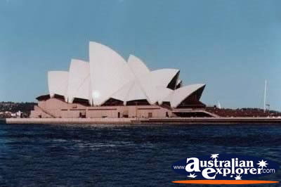 Sydney . . . CLICK TO VIEW ALL SYDNEY HARBOUR POSTCARDS