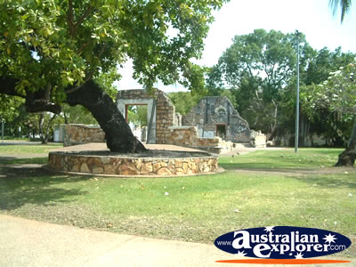Remains of Hall in Darwin . . . CLICK TO VIEW ALL DARWIN POSTCARDS