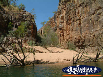 Katherine Gorge Scenery . . . CLICK TO VIEW ALL KATHERINE GORGE POSTCARDS