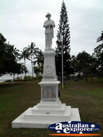 Port Douglas War Memorial . . . CLICK TO ENLARGE