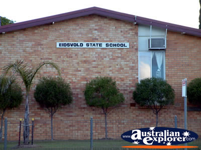 Eidsvold State School . . . CLICK TO VIEW ALL EIDSVOLD POSTCARDS