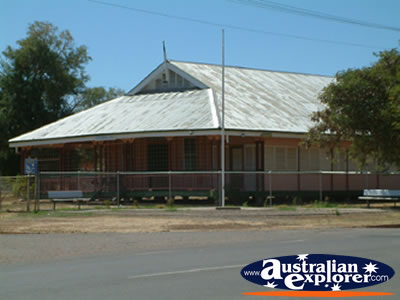 Camooweal Old Homestead . . . CLICK TO VIEW ALL CAMOOWEAL POSTCARDS