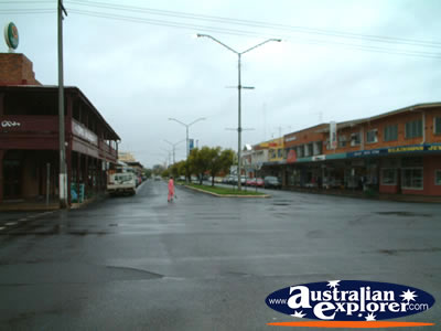 Charleville Main Street . . . VIEW ALL CHARLEVILLE PHOTOGRAPHS