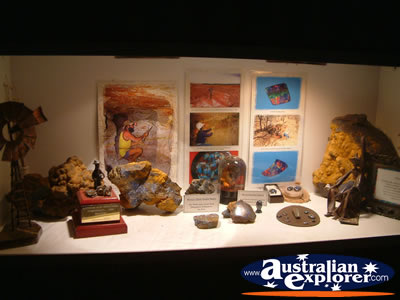 Display at Winton Opal Centre . . . VIEW ALL WINTON PHOTOGRAPHS