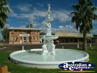 Cunnamulla War Memorial Fountain . . . CLICK TO ENLARGE