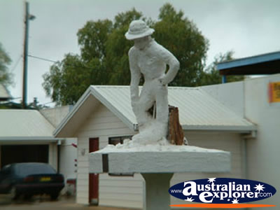 Charleville Statue . . . VIEW ALL CHARLEVILLE PHOTOGRAPHS