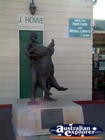Blackall Jackie Howe Statue World Champion Blade She . . . CLICK TO ENLARGE