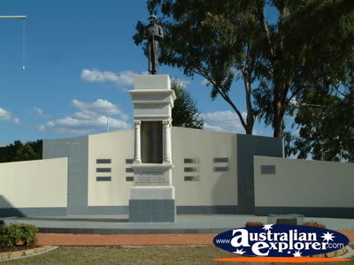 War Memorial in Oakey . . . VIEW ALL OAKEY PHOTOGRAPHS
