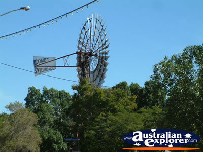 Barcaldine Windmill . . . CLICK TO VIEW ALL BARCALDINE POSTCARDS