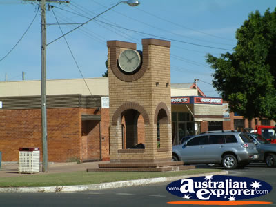 Emerald Town Clock . . . CLICK TO VIEW ALL EMERALD POSTCARDS