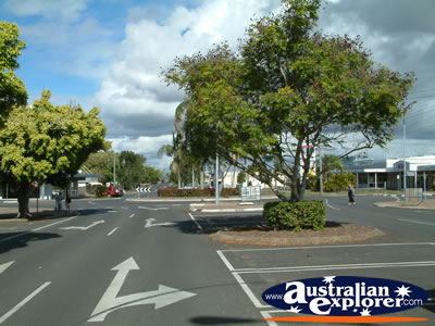 Bundaberg Street . . . CLICK TO VIEW ALL BUNDABERG POSTCARDS