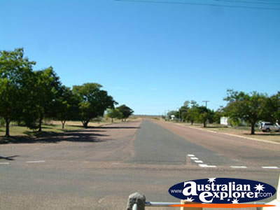 Aramac Street Landscape . . . CLICK TO VIEW ALL ARAMAC POSTCARDS
