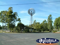 Springsure Windmill . . . CLICK TO ENLARGE