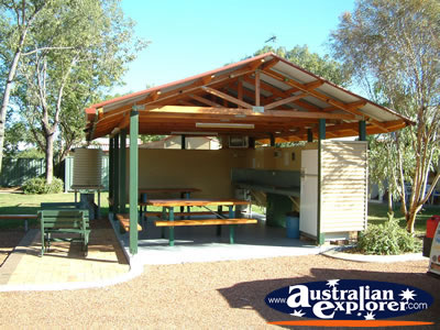 Roma Aussie Tourist Park Eating Area . . . CLICK TO VIEW ALL ROMA POSTCARDS