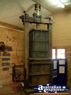 Surat Cobb & Co Changing Station Vintage Machinery . . . VIEW ALL SURAT PHOTOGRAPHS