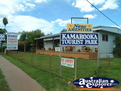 St George Kamarooka Tourist Park Entance . . . VIEW ALL ST GEORGE PHOTOGRAPHS