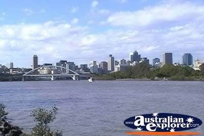 Brisbane Bridge . . . CLICK TO VIEW ALL BRISBANE POSTCARDS