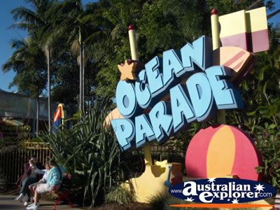 Dreamworld Ocean Parade . . . VIEW ALL GOLD COAST (DREAMWORLD) PHOTOGRAPHS