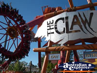 The Claw ride at Dreamworld . . . CLICK TO ENLARGE