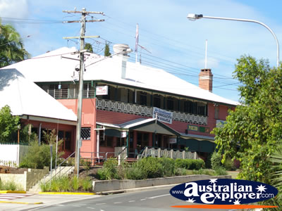 Maleny Hotel . . . CLICK TO VIEW ALL MALENY POSTCARDS