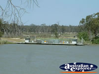 Waikerie Murray River Ferry . . . CLICK TO ENLARGE