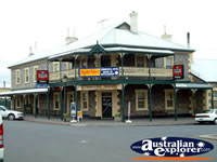 Strathalbyn Commercial Hotel . . . CLICK TO ENLARGE