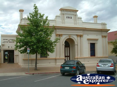 Loxton Waikerie Council . . . CLICK TO VIEW ALL LOXTON POSTCARDS