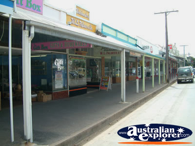 Jamestown Street . . . VIEW ALL JAMESTOWN PHOTOGRAPHS
