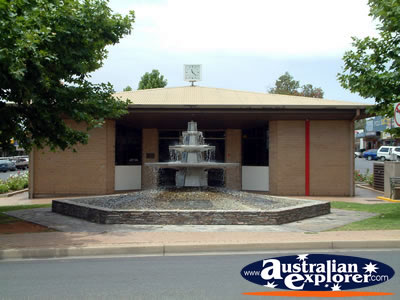 Loxton Library And Fountain . . . CLICK TO VIEW ALL LOXTON POSTCARDS