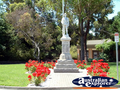 Mount Gambier Blue Lake . . . CLICK TO VIEW ALL MOUNT GAMBIER POSTCARDS