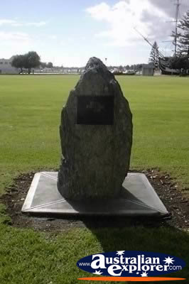 Glenelg Monument . . . VIEW ALL GLENELG PHOTOGRAPHS