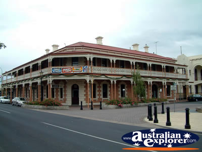 Mount Gambier Old Town Hall . . . VIEW ALL MOUNT GAMBIER PHOTOGRAPHS