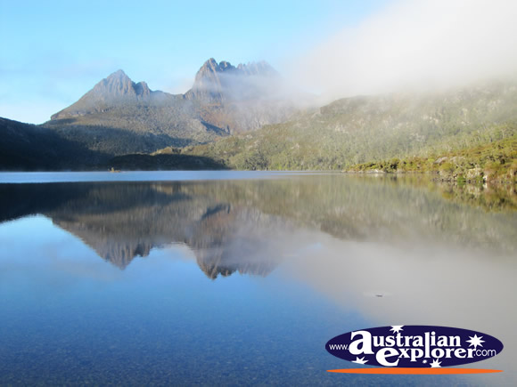 Dove Lake Cradle Mountain . . . CLICK TO VIEW ALL CRADLE MOUNTAIN POSTCARDS