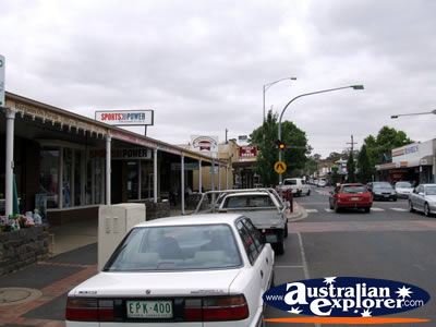 Bacchus Marsh, Street . . . CLICK TO VIEW ALL BACCHUS MARSH POSTCARDS