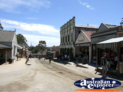 Ballarat Sovereign Hill Main Street . . . CLICK TO VIEW ALL BALLARAT POSTCARDS